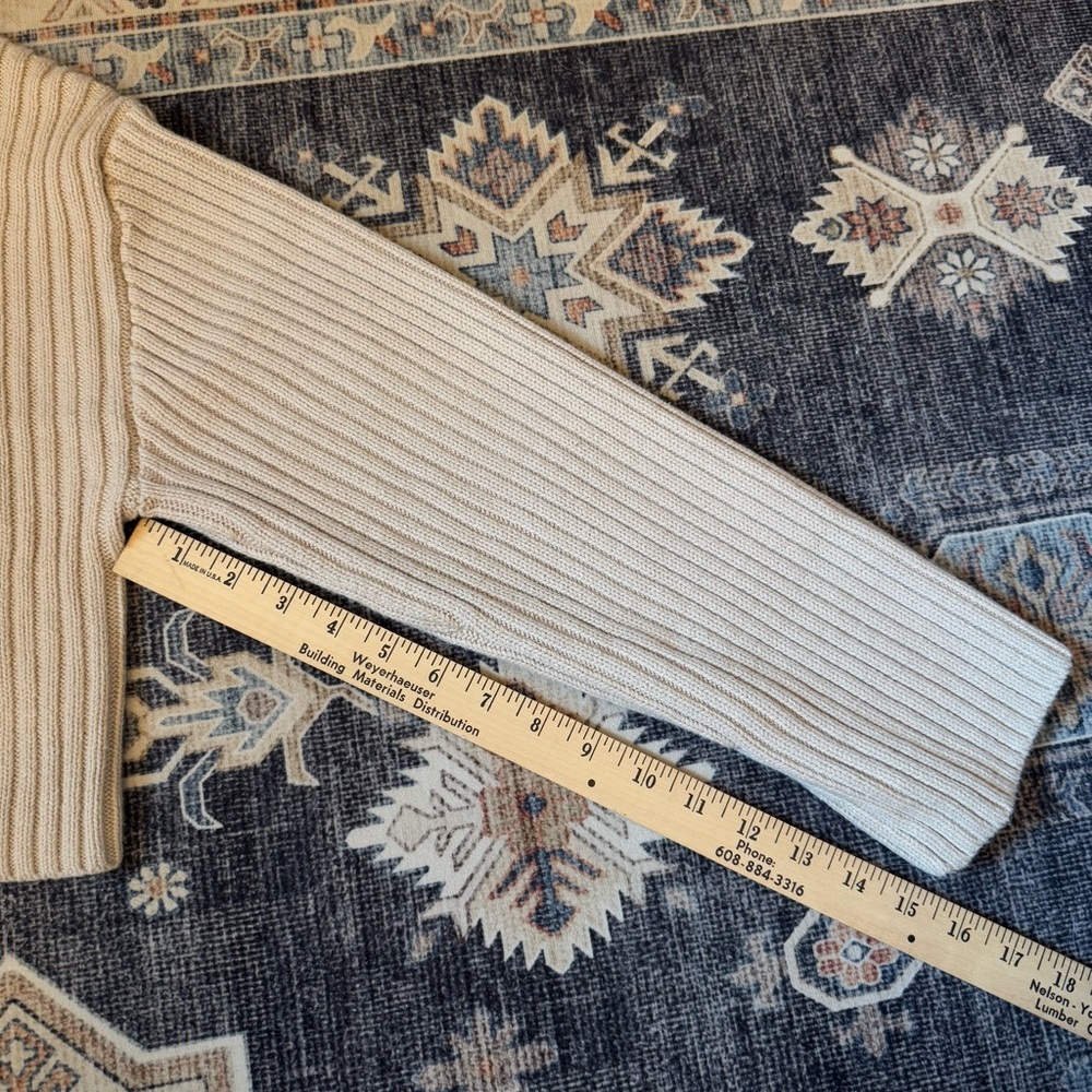 H&M Ribbed Mockneck Cropped Beige Thick Sweater Women’s Size Medium - Picture 9 of 9